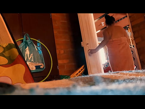 ❤️ Mäi Monni follegt mir an d'Dusch, hie féckt mech wärend ech duschen. ️❌ Fuckvideo op Porno lb.killvs.top ❤