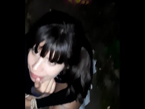 ❤️ Op der Strooss geschwollen Penis am Austausch fir Séissegkeeten ️❌ Fuckvideo op Porno lb.killvs.top ❤