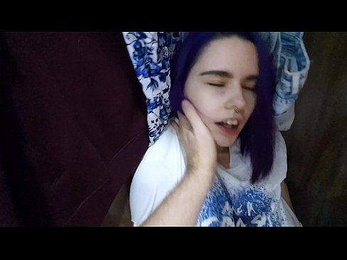 ❤️ Fannt meng Schwëster am Kleederschaf an huet hatt gehollef ️❌ Fuckvideo op Porno lb.killvs.top ❤